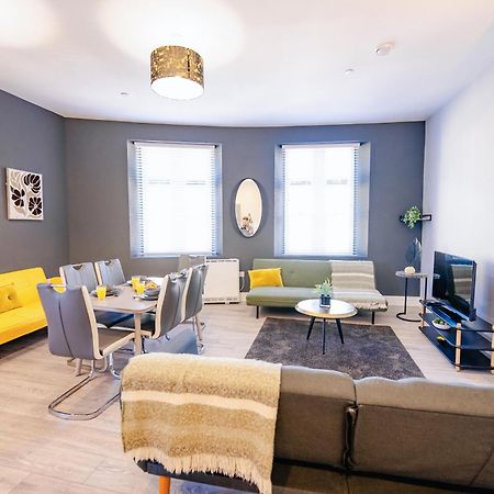 Luxury Spacious 2-Bed & High Ceiling Cardiff Esterno foto