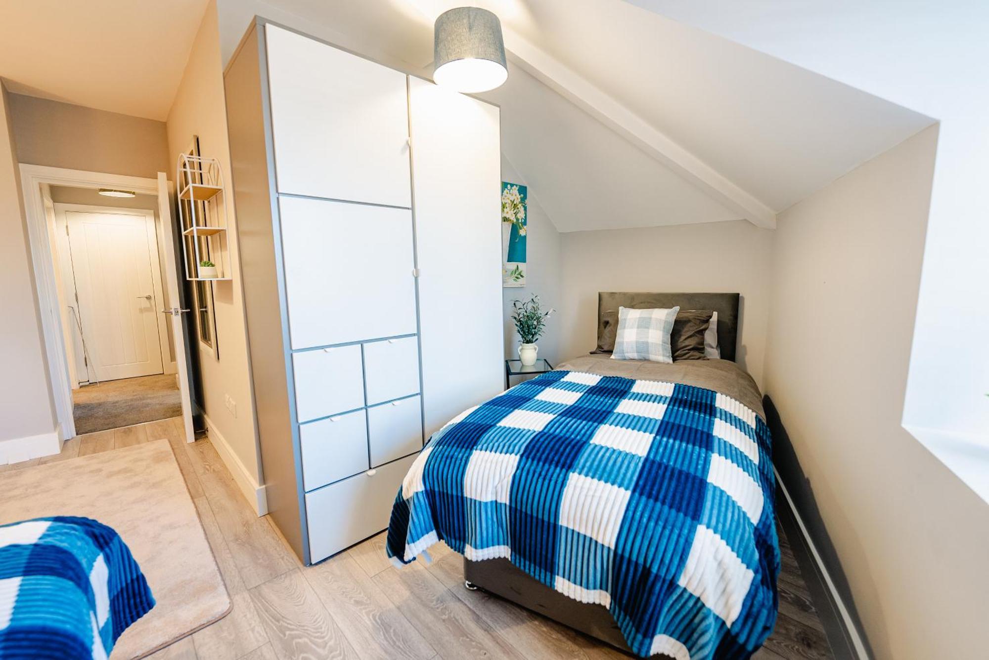 Luxury Spacious 2-Bed & High Ceiling Cardiff Esterno foto